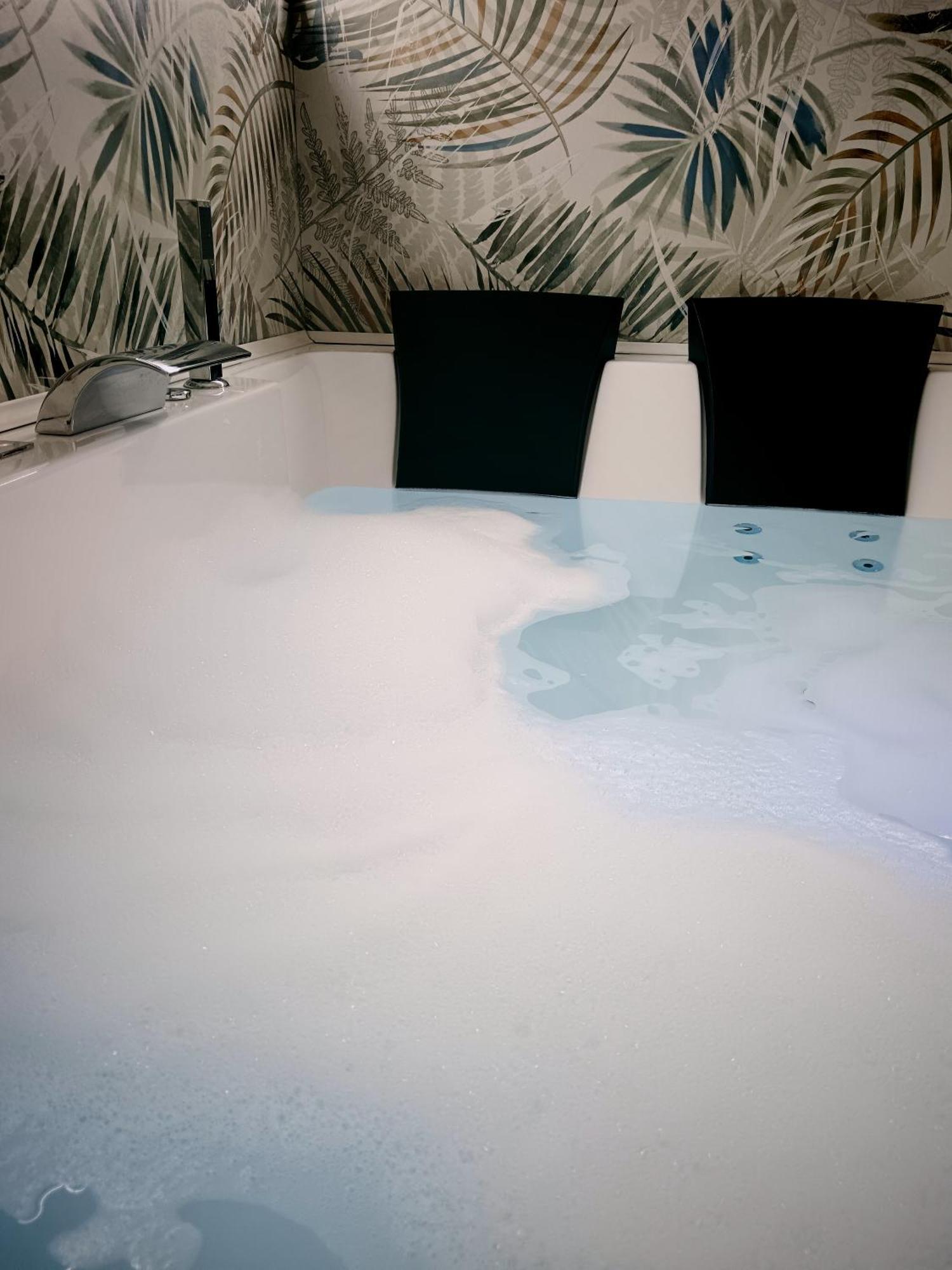 Casa Petri Home Spa パレルモ エクステリア 写真