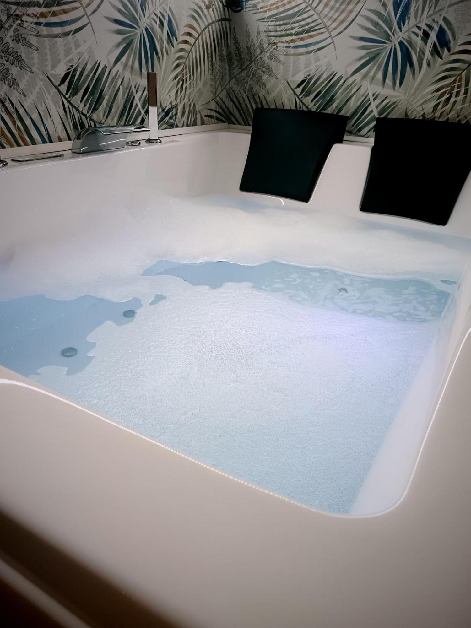 Casa Petri Home Spa パレルモ エクステリア 写真