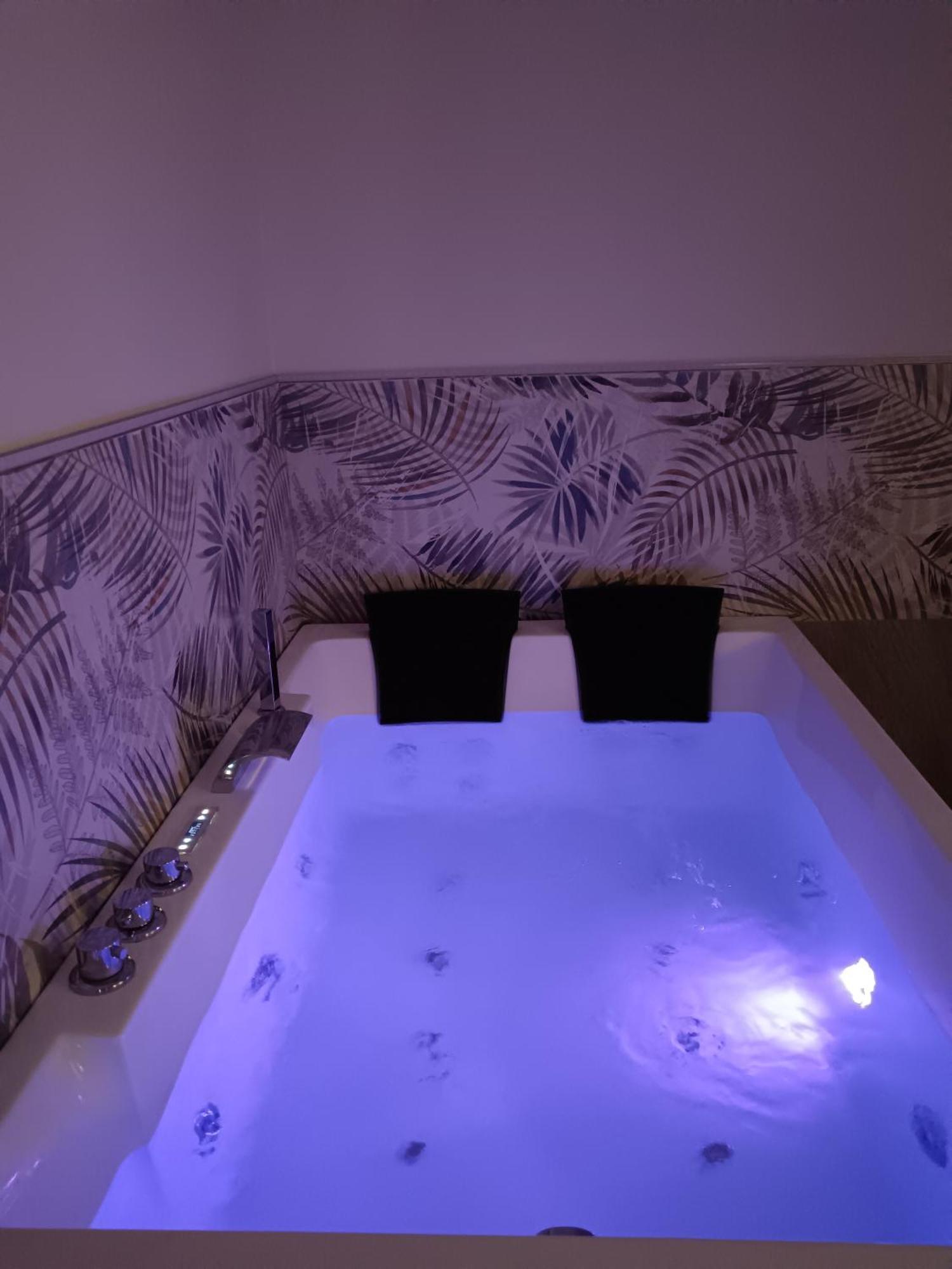 Casa Petri Home Spa パレルモ エクステリア 写真